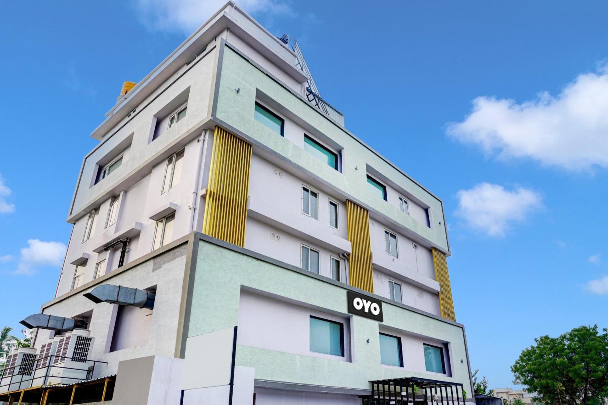 Super Townhouse Dev'S Inn By Cj Gunadala ภายนอก รูปภาพ